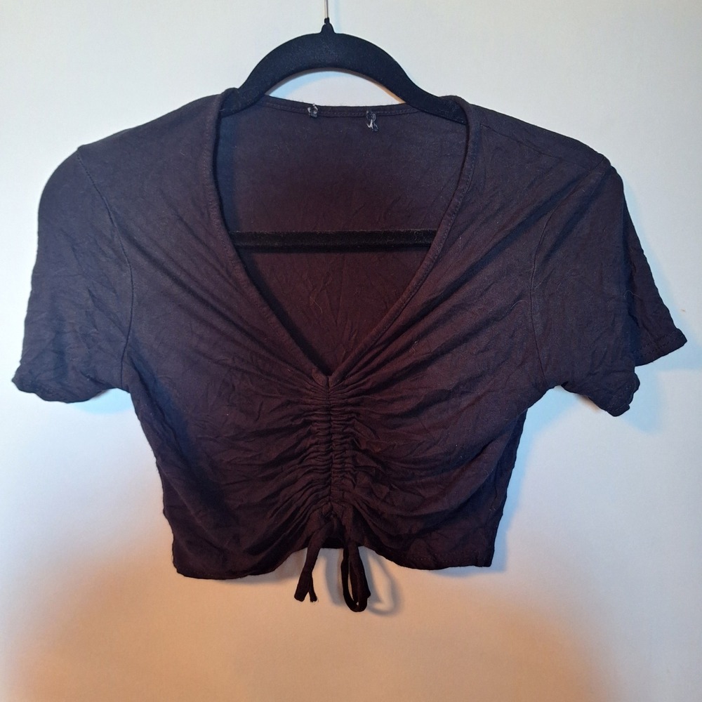 Black Ruched Drawstring Front V-Neck Short Sleeve Crop Top Tee
